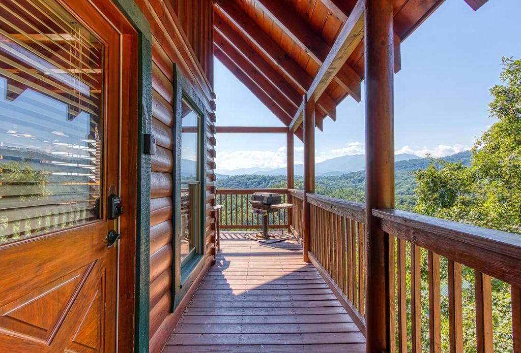 A Higher Calling, 1089 Of Free Area Attraction Tickets For Each Paid Day, Dollywood And More! Pigeon Forge Eksteriør bilde